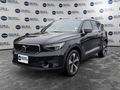 New 2025 Volvo XC40 B5 Core w/ Protection Package Premier
