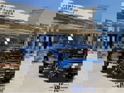 Certified 2024 Chevrolet Colorado Z71 w/ Z71 Convenience Package 2