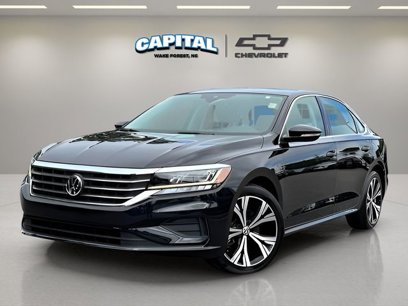 Used 2022 Volkswagen Passat 2.0T SE