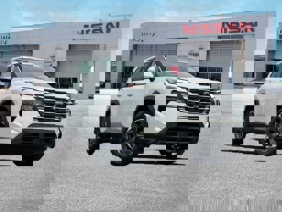 New 2025 Nissan Rogue SV