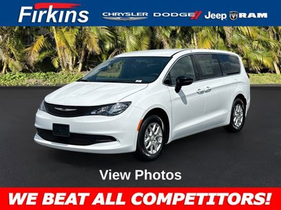 New 2025 Chrysler Voyager LX