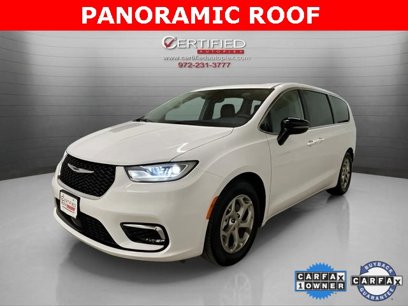 Used 2024 Chrysler Pacifica Limited