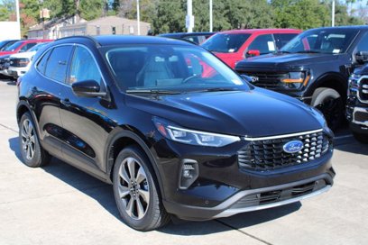New 2025 Ford Escape Platinum w/ Premium Technology Package