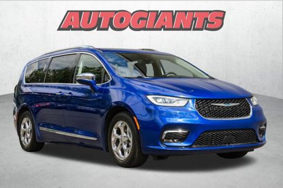 Used 2021 Chrysler Pacifica Limited