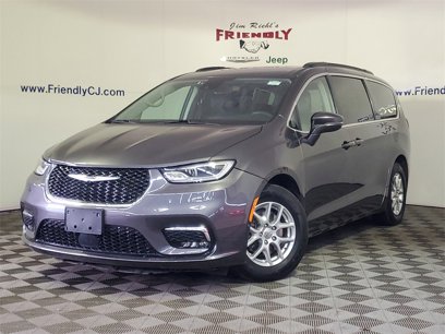 Used 2022 Chrysler Pacifica Touring-L