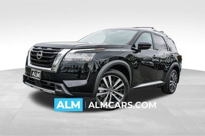 Used 2024 Nissan Pathfinder Platinum