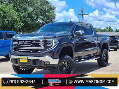New 2025 GMC Sierra 1500 SLT w/ SLT Premium Plus Package