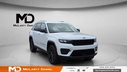 Used 2024 Jeep Grand Cherokee Altitude