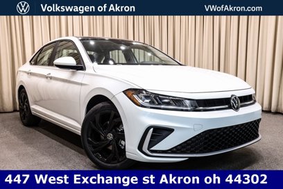New 2025 Volkswagen Jetta SE