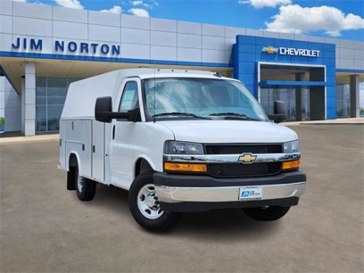 New 2025 Chevrolet Express 3500 w/ Power Convenience Package