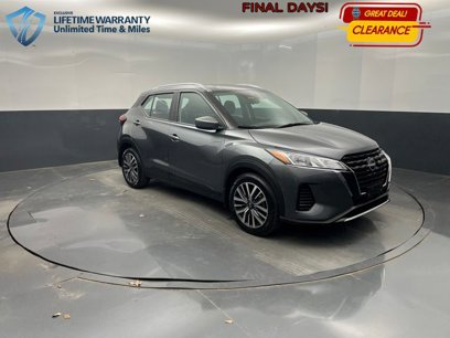 Used 2022 Nissan Kicks SV