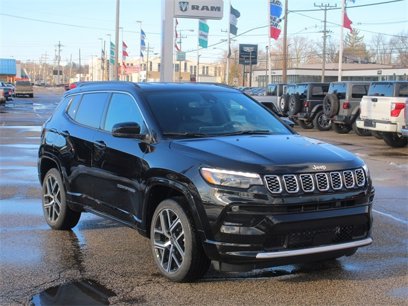 New 2025 Jeep Compass Limited w/ Elite Group