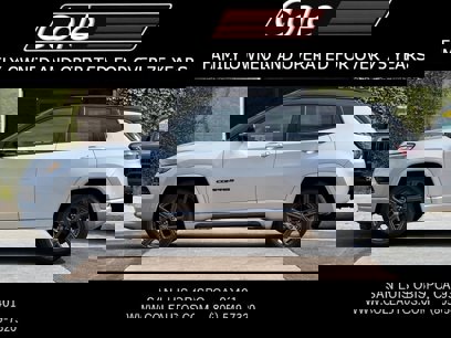 New 2025 Jeep Compass Limited w/ High Altitude Package