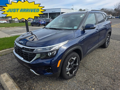 Used 2025 Kia Seltos EX w/ EX Sunroof Package