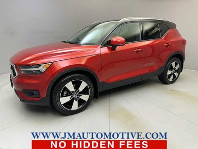 Used 2019 Volvo XC40 T5 Momentum