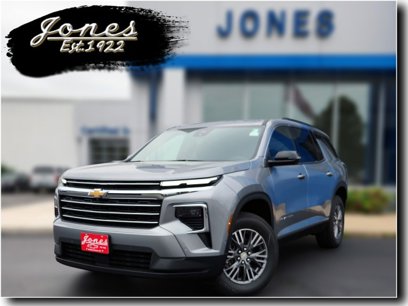 New 2025 Chevrolet Traverse LT w/ Enhanced Driving Package