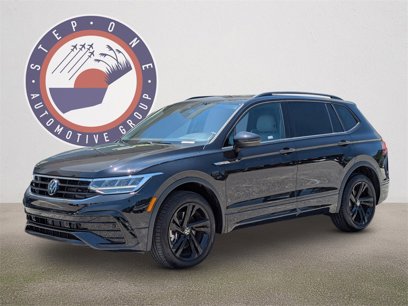 Certified 2024 Volkswagen Tiguan SE R-Line