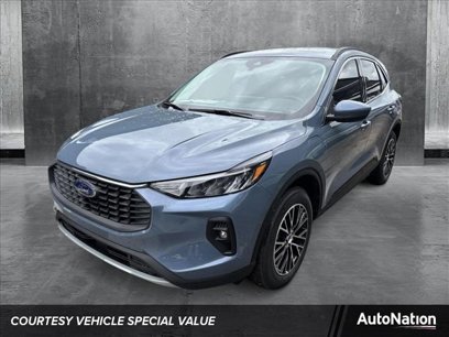 New 2025 Ford Escape SE