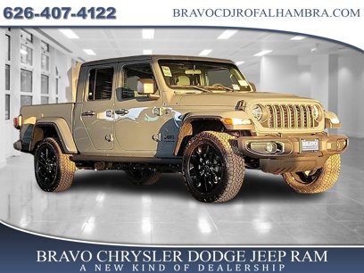 New 2025 Jeep Gladiator Sport