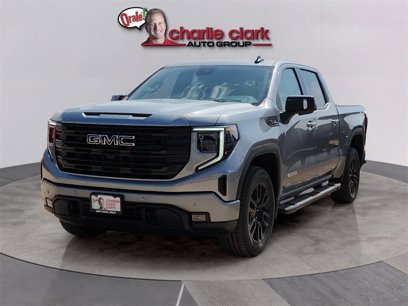 New 2025 GMC Sierra 1500 Elevation w/ Elevation Premium Package