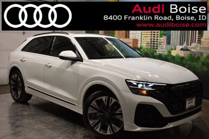New 2025 Audi Q8 Premium Plus
