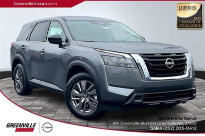 New 2025 Nissan Pathfinder S