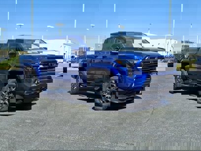 New 2025 Toyota Tacoma SR5