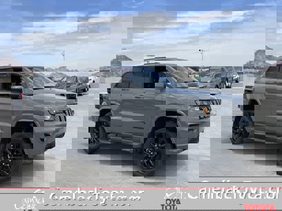 Used 2020 Jeep Grand Cherokee Altitude