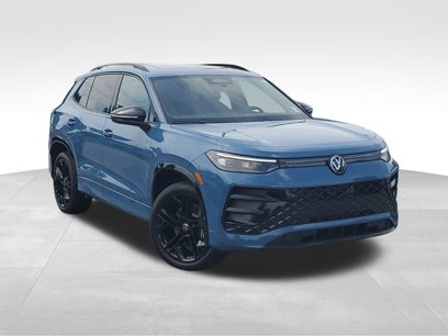 New 2025 Volkswagen Tiguan SE R-Line