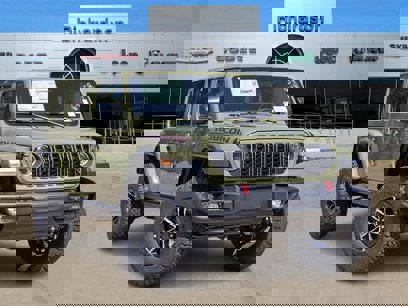 New 2025 Jeep Wrangler Unlimited Rubicon