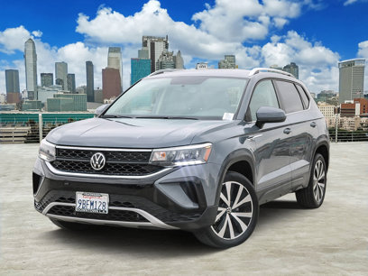 Certified 2022 Volkswagen Taos SE