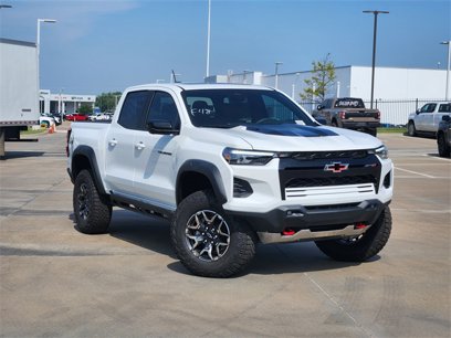 New 2025 Chevrolet Colorado ZR2 w/ Technology Package