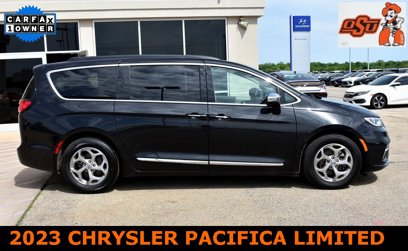 Used 2023 Chrysler Pacifica Limited