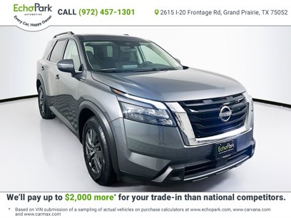Used 2024 Nissan Pathfinder SV