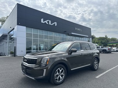 Used 2022 Kia Telluride EX w/ Towing Package