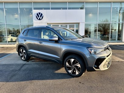 New 2025 Volkswagen Taos SE