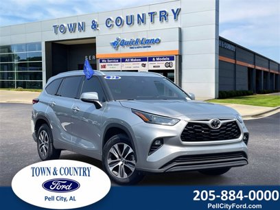 Used 2022 Toyota Highlander XLE