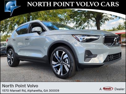 New 2025 Volvo XC40 B5 Plus w/ Protection Package Premier