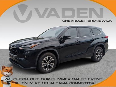 Used 2021 Toyota Highlander XLE