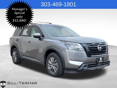 Used 2024 Nissan Pathfinder SV w/ Black Appearance Package