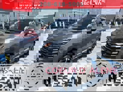 New 2025 Nissan Kicks SV w/ SV Premium Package