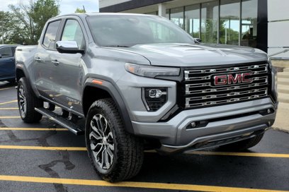 New 2025 GMC Canyon Denali