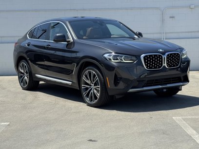 New 2025 BMW X4 xDrive30i w/ Premium Package