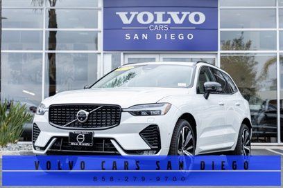 New 2025 Volvo XC60 B5 Ultra w/ Protection Package Premier