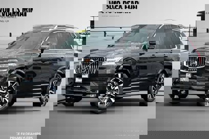 Certified 2022 Volvo XC90 T6 Momentum w/ Climate Package