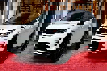 New 2025 Land Rover Discovery Sport Dynamic SE