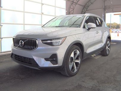 Certified 2025 Volvo XC40 B5 Plus