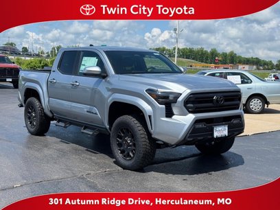 New 2025 Toyota Tacoma SR5