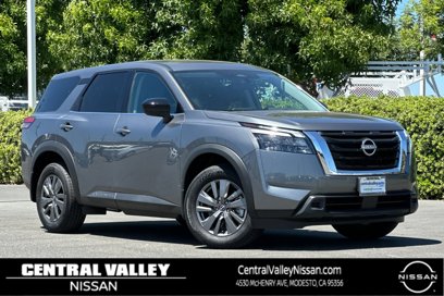 New 2025 Nissan Pathfinder S