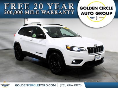 Used 2023 Jeep Cherokee Altitude Lux